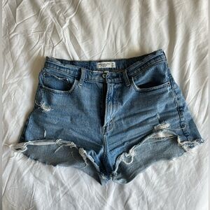 Abercrombie Curve Love High Rise Mom Shorts